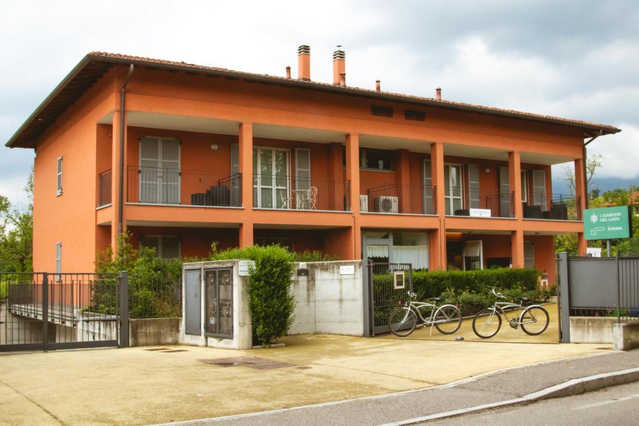 Agriturismo Familiare I Giardini Del Lago Varese Kültér fotó