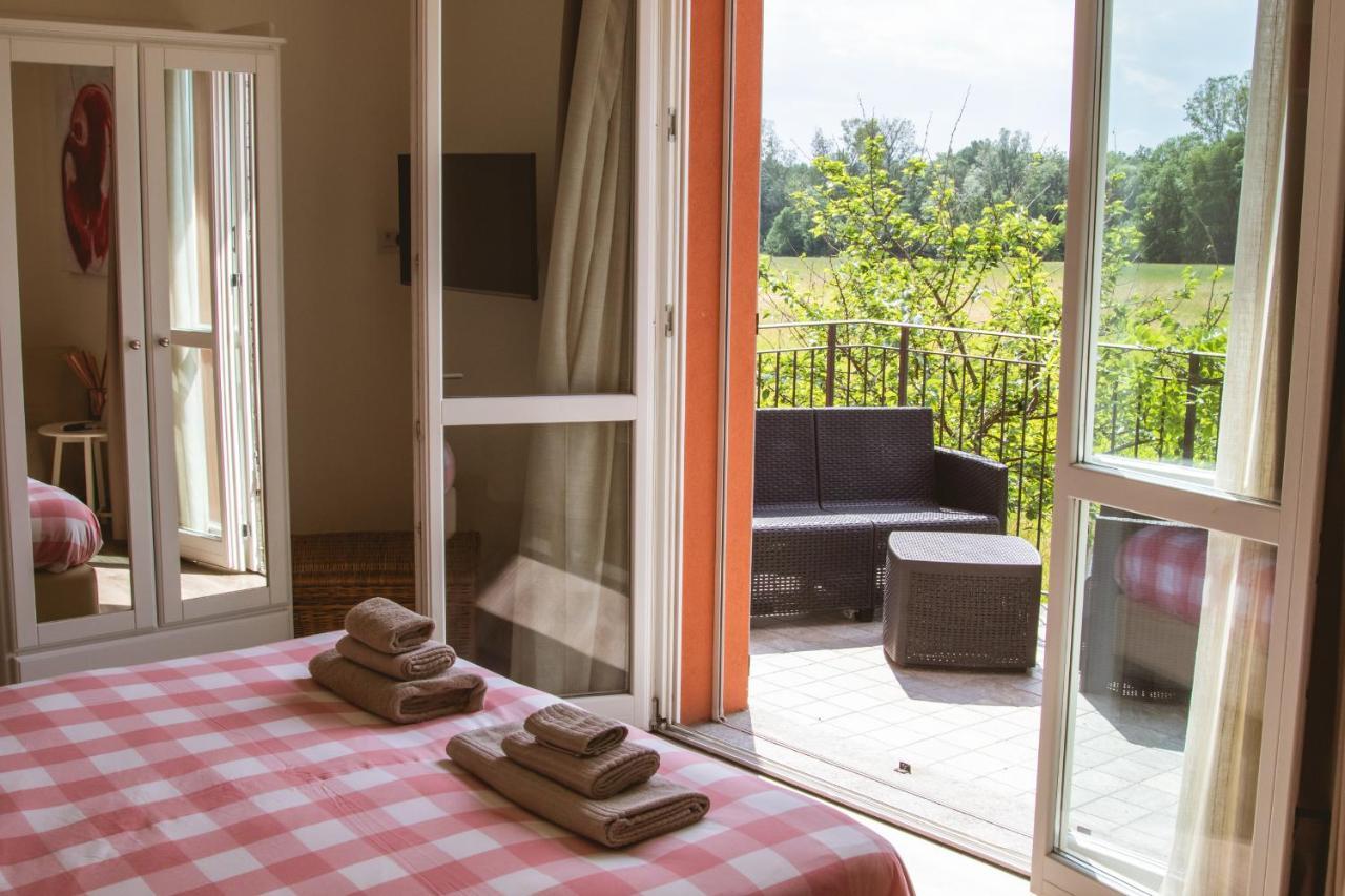 Agriturismo Familiare I Giardini Del Lago Varese Kültér fotó