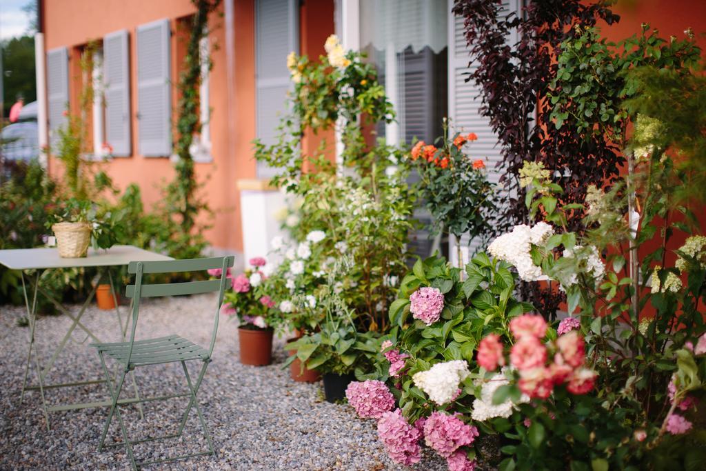 Agriturismo Familiare I Giardini Del Lago Varese Kültér fotó